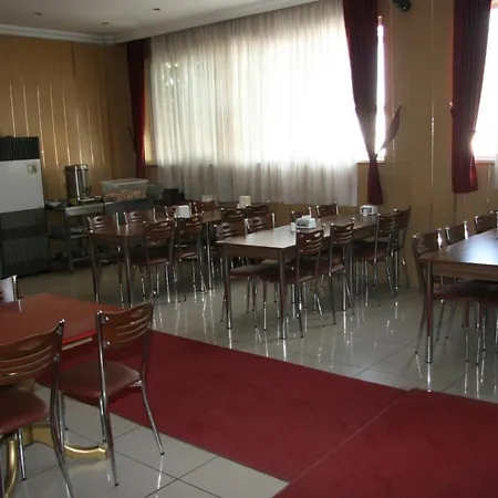 أوز ألتين باشاك فندق *